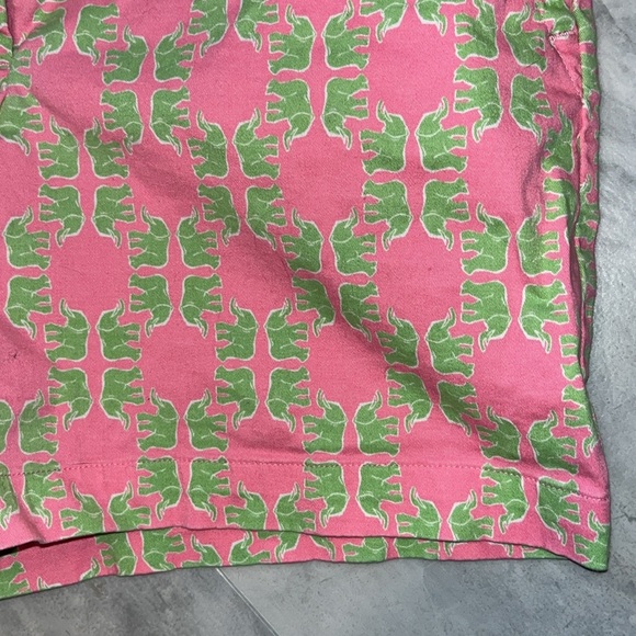 Crown & Ivy   Bermuda shorts  pink/Kelly green elephants  midrise   Size 4 - Picture 5 of 10